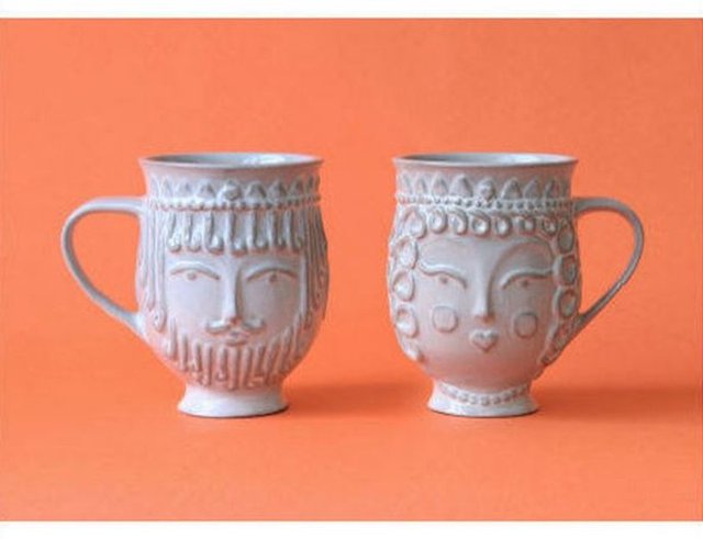 Çiftler için tasarlanan kupaların el yapımı olanları daha makbul...