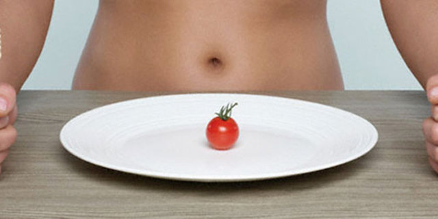 Yeme-içme krizlerini önlemenin sırrı ise uzmanlara göre doğru düzenlenmiş ara öğünler.