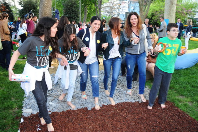 FEY, MARINA ELHADEF, RONİT GÜLCAN