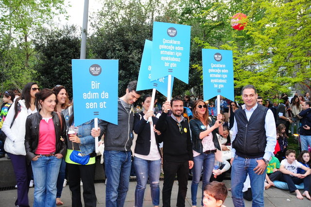 CONSTANTINOS KYRKINIS, MARINA ELHADEF, MORIS KOHEN, RONİT GÜLCAN