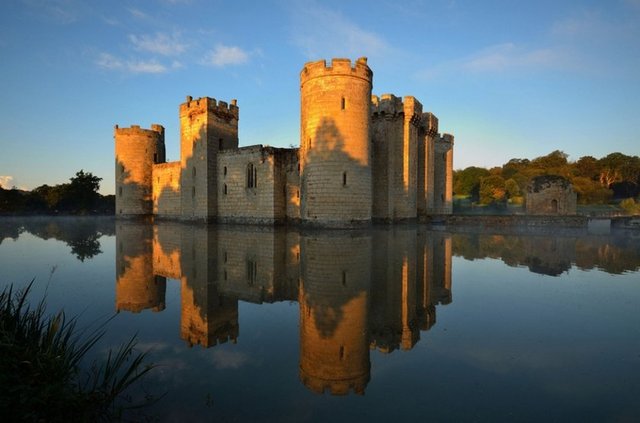 Bodiam Kalesi, İngiltere -