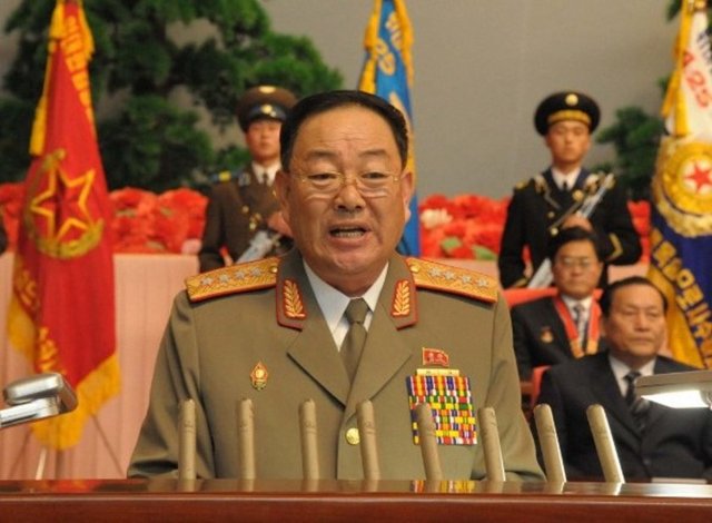 HYON YONG-CHOL - Savunma bakanı. 2015'te idam edildi.