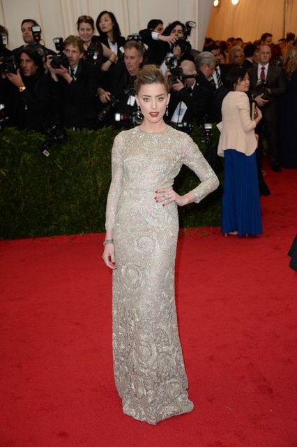 AMBER HEARD