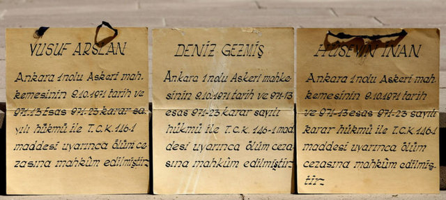 Deniz Gezmiş, Yusuf Aslan ve Hüseyin İnan 6 Mayıs 1972'de 01.00 ile 03.00 saatleri arasında Ankara Merkez Kapalı Cezaevi'nde asılarak idam edildi... -