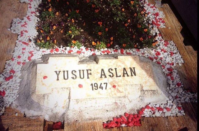 Yusuf Aslan: "Ben ülkemin bağımsızlığı ve halkımın mutluluğu için bir defa ölüyorum...''