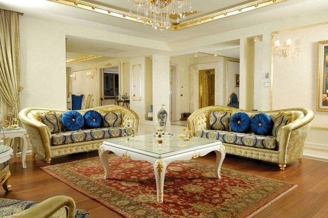 Bodrum Torba'daki Golden Savoy Otel'de bulunan bir villanın 196 bin liralık günlük kirası dudak uçuklattı.