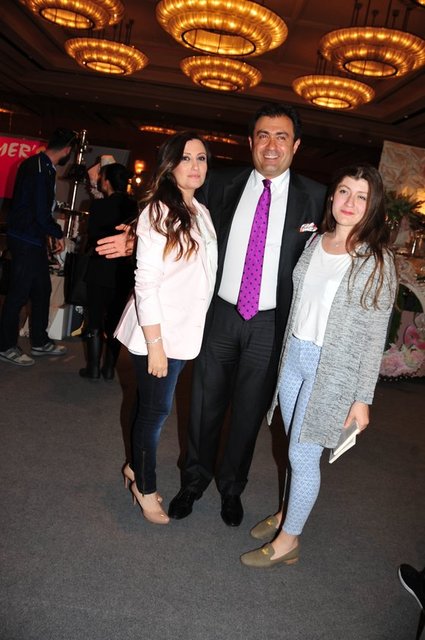 ŞEHNAZ GÜLPINAR, MURAT, MERVE AKSU