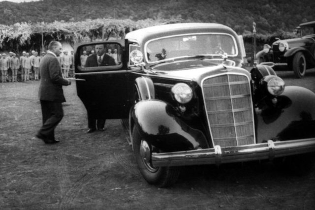 Genelkurmay Başkanı Orgeneral Necdet Özel'in talimatlarıyla hızlandırılan çalışmanın ardından Atatürk'ün iki adet 1934 model Lincoln ve bir adet 1936 model Cadillac otomobil orijinaline uygun şekilde tamir, bakım ve restorasyonu yapılacak