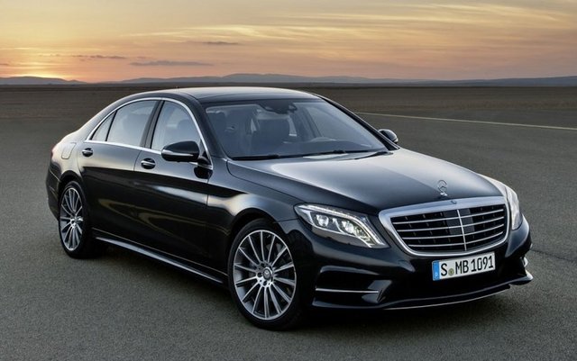 Mercedes S-Class: En ünlü kullanıcısı, Priyanka Chopra