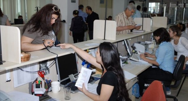 Çocuğu 2 yaşına gelene kadar annelere evden veya kısmi süreli çalışma olanağı tanınacak.