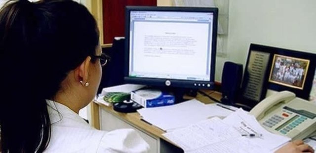 Düzenlemeyle taşeron işçi tanımı, yeniden yapılıyor. 10 yılı aşkın süre hizmeti olanlara yeni haklar veriliyor. -   - Kamuda taşeron işçi çalıştırma devam edecek.