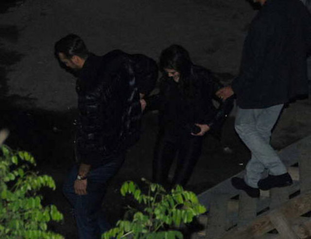 İkili önceki akşam önce Panzehir filminin galasına, sonra da birlikte Reina'ya eğlenmeye gitti