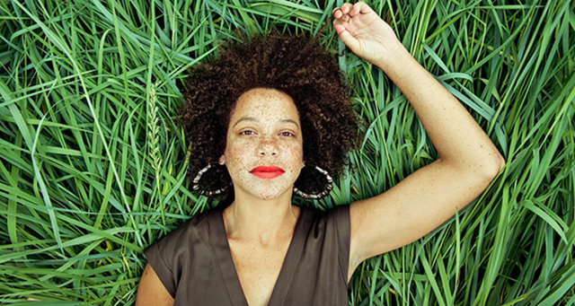 Hope Steinman-Iacullo "Başka aile yapılarının olduğunu biliyordum. Biyolojik ailem ve özellikle biyolojik annemi merak ediyordum ama kendi gelişimim açısından bakınca çok fazla acı çekmiş gibi hissetmiyorum."