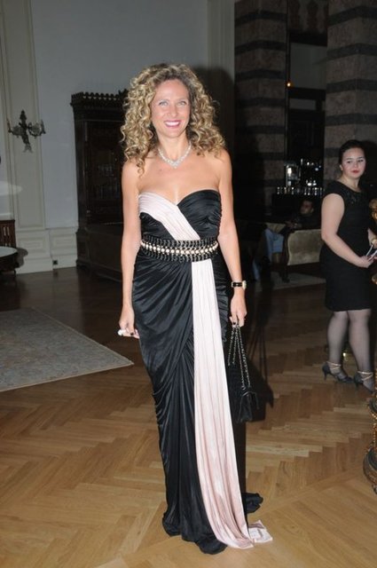 ESRA OFLAZ GÜVENKAYA