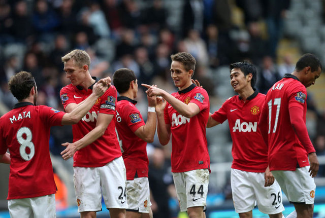 3- Manchester United - Değeri: 2.81 milyar Dolar - Gelir (2012-13): 551 milyon Dolar - Faaliyet Gelirleri (2012-13): 165 milyon Dolar