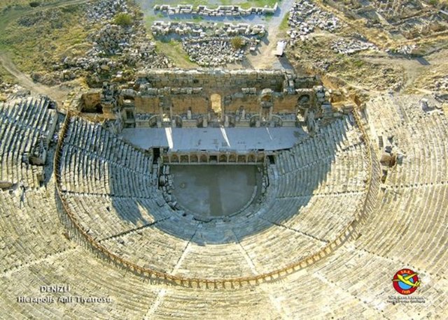 DENİZLİ-Hierapolis Anfi Tiyatrosu