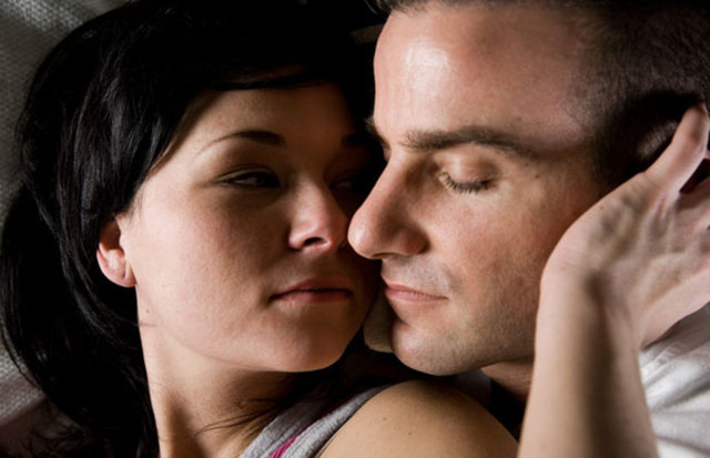 İşte, dokunulmak bizler için bu derece önemli. Benim aklım öyle gelir gider arada, siz bana bakmayın.