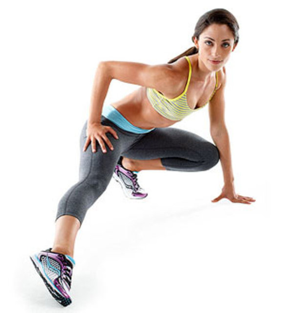 Gün 15-16: Ortamalaya 3 bin adım ekleyerek yürüyün, temponuzu artırmaya çalışın. Bu iki günde gerçekten terlemeniz gerekiyor, yürürken müzik dinleyemeyi deneyin. - Gün 17: Dinlenme günü. Vücudunuzu esnetin. -