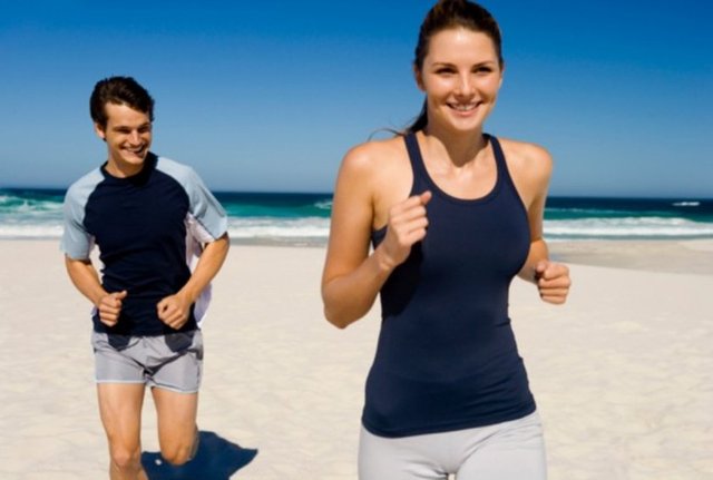 Basamakları ikişer ikişer çıkın - Asansör yerine merdiven kullanmanın kalori yakmaktaki yararı bilinen bir gerçek.