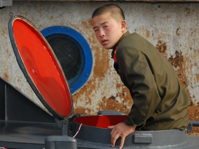 Kuzey Kore'den kaçmanın bedeli 8 bin dolar  Kişi başı milli gelirin 1800 Dolar olduğu düşünüldüğünde yüksek bir maliyet.