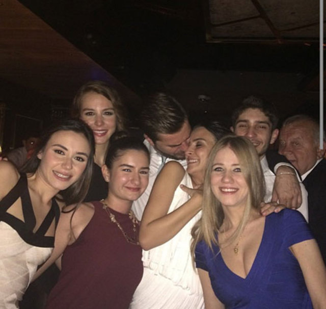 ENGİN ALTAN DÜZYATAN, NESLİŞAH ALKOÇLAR