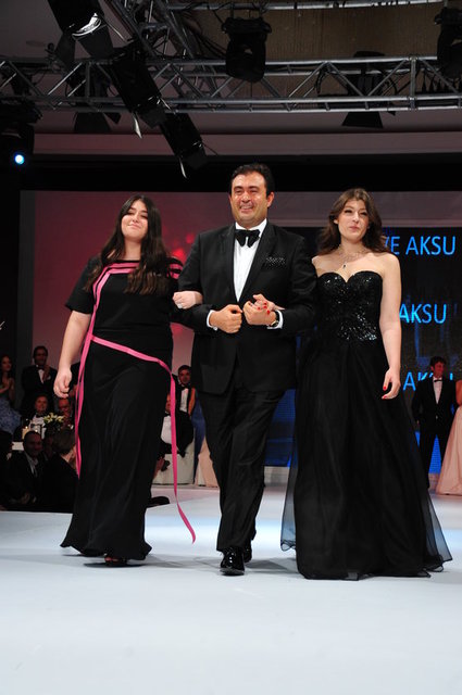 MERVE, MURAT, MİNA AKSU 