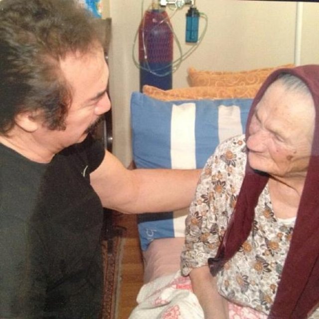 SEVİM EMRE - Mekanın cennet olsun anneciğim ömrü aşkımı kalbimin efendisi Orhanımı dünyaya getirmişsin