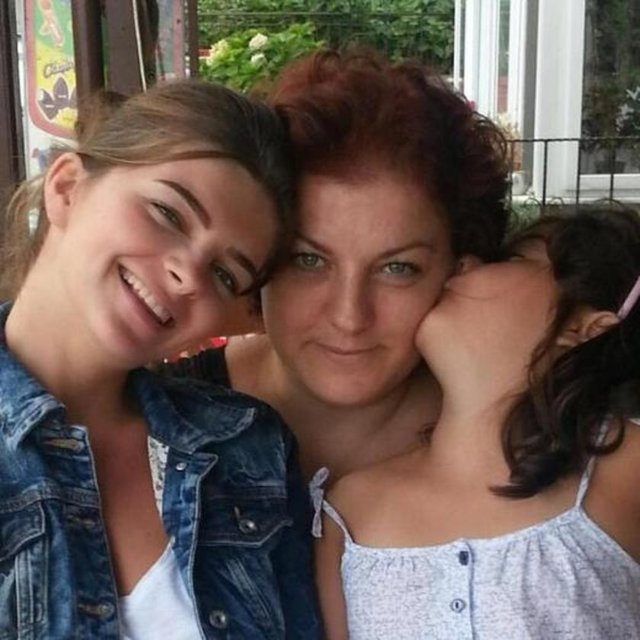 PELİN KARAHAN - Şehit annelerinin, canım annemin ve hak eden bütün annelerin gününü kutluyorum.Seni çok seviyorum annem,İyi ki varsın