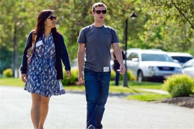 - Mark Zuckerberg- Hawai - Facebook şirketinin kurucusu ve CEO'su Mark Zuckerberg ve eşi Priscilla Chan tatil için Hawai'yi tercih edenlerden.