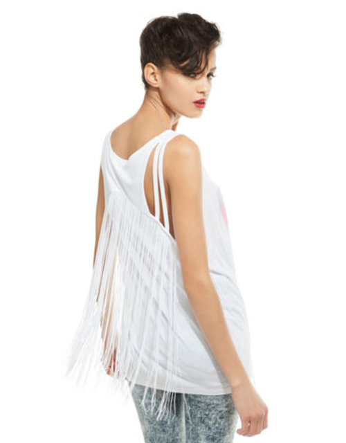 Bershka t-shirt 45.95 TL.