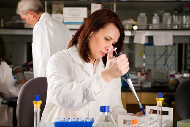 Medikal, klinik ve laboratuvar çalışanları -