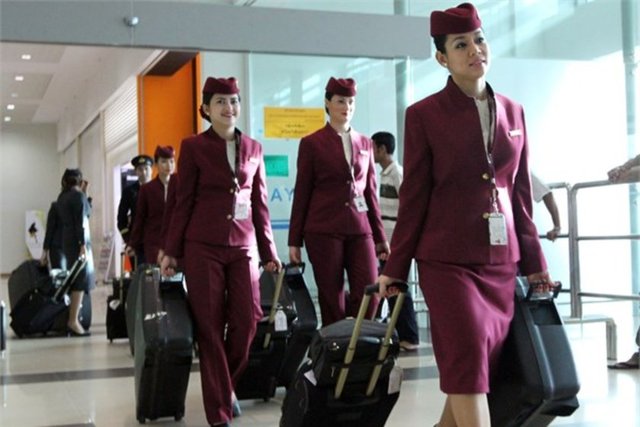 Uçuş asistanları -