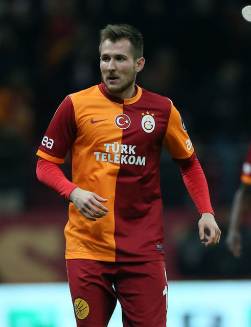 - Izet Hajrovic - Bosna Hersek (Galatasaray) -