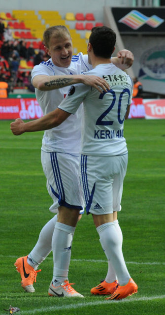 - Senijad Ibricic - Bosna Hersek (Erciyesspor)