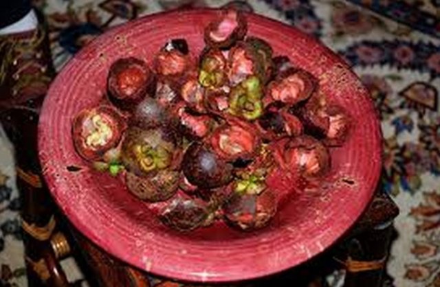 Kabuğu leke yapabilir dikkat ediniz.