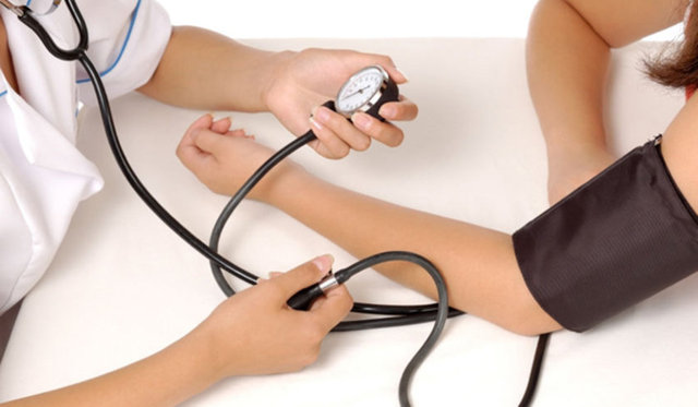 YÜKSEK KAN BASINCI: Vücut normalde tam olarak su ihtiyacını karşıladığında kanın %92'si sudur.