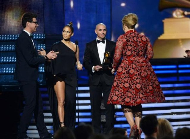 2013 yılında Grammy ödül töreninde Jennifer Lopez altın heykelciği,Adele verirken Sedyuk sahneye fırladı. Ancak bu hareketi Sedyuk'a pahalıya patladı.