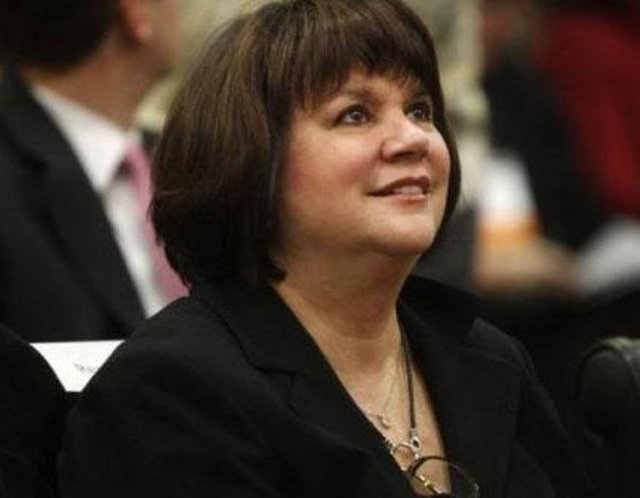 Bir döneme sesiyle damgasını vuran ünlü şarkıcı Linda Ronstadt, Parkinson hastalığına yakalandığını açıklamıştı bir süre önce.