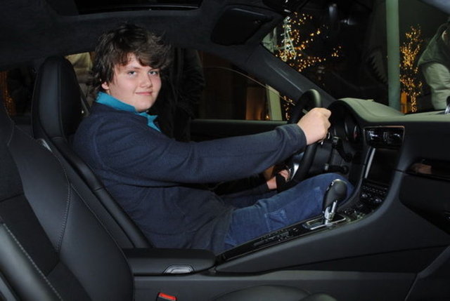 Yanında bulunan Burak Efkan adlı arkadaşı ise yaralı olarak Şile Devlet Hastanesi' kaldırıldı. Burak Efkan, hastanede yapılan ilk müdahalenin ardından, ailesinin isteği üzerine daha donanımlı bir hastaneye sevk edildi.