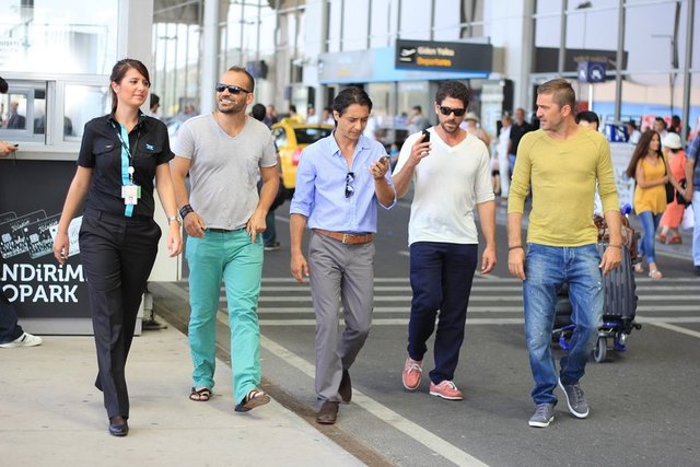 Romantik Komedi 2: Bekarlığa Veda, bu akşam saat 20.00’de Show TV’de!