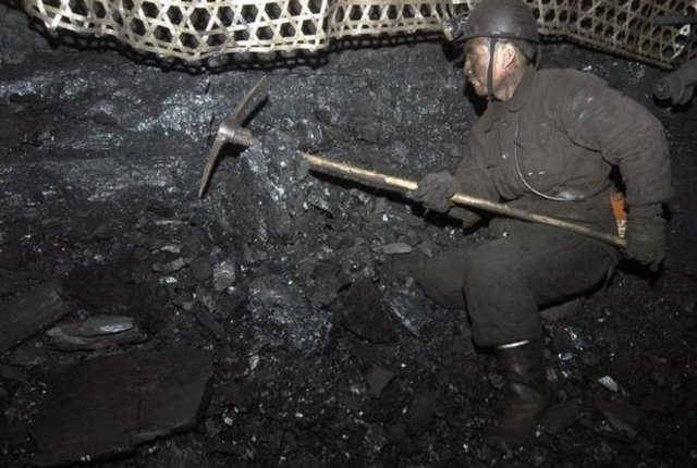 3 Hei Dai Gou, Çin - Çin'in Moğol Özerk Bölgesi'nde bulunan Hei Dai Gou madeninde 1.5 milyon tonluk kömür potansiyeli bulunuyor.