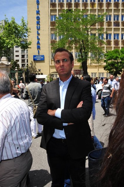 MURAT ÖZYEĞİN