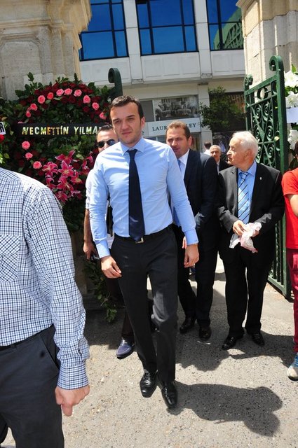 HİKMET ALBAYRAK
