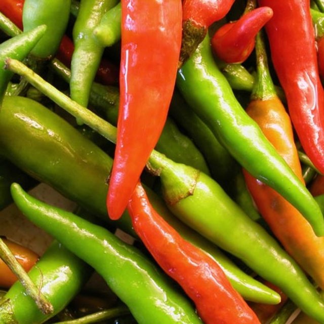 İçeriğinde ki A ve C vitamini göz sağlığı için çok faydalıdır.