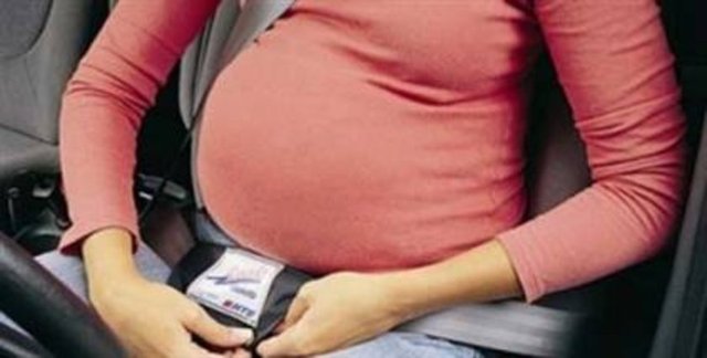 ALMANYA -  - Uçmak, salam yemek, saunaya girmek, bal yemek, mozarella yemek