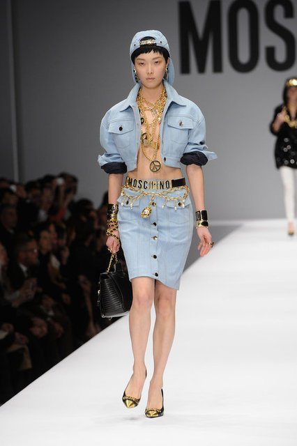 Kısa denim ceketler.