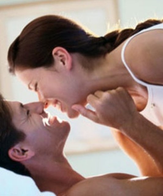 Yapılan araştırmalar düzenli seks hayatı olan erkekler prostat kanserine yakalanma riskinin daha az olduğunu saptamışlardır.