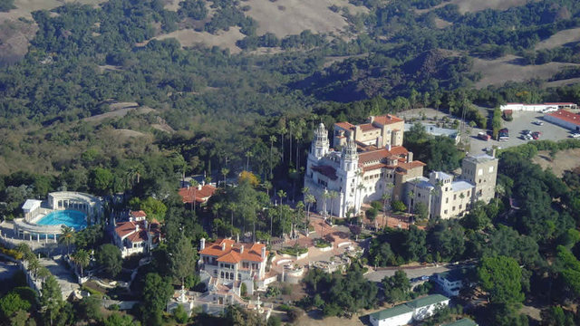 6) The Hearst Mansion - $ 165,000,000