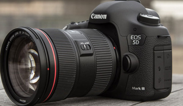 6) Canon - Puanı: 75.7