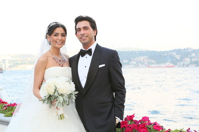 BURAK KIZILHAN - HARİKA KÖSOĞLU 